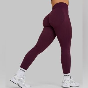 Thrivin Elevate Ribbed Mid-Waisted Contour Legging